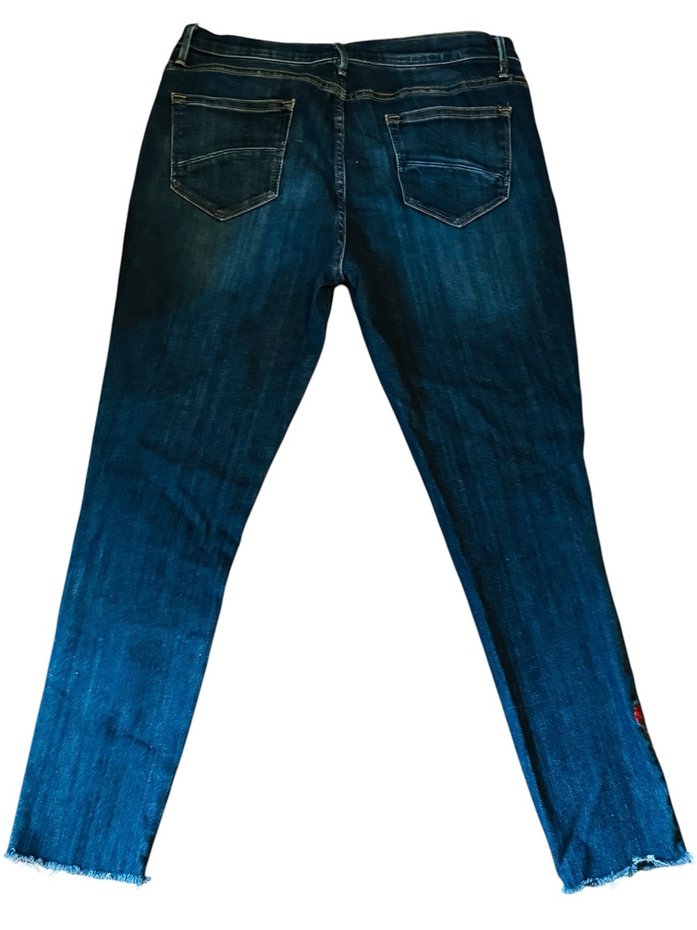 Driftwood Jackie Embroidered Distressed Jeans Rise 11" Inseam 28" Med Wash Sz 31 - Picture 10 of 15